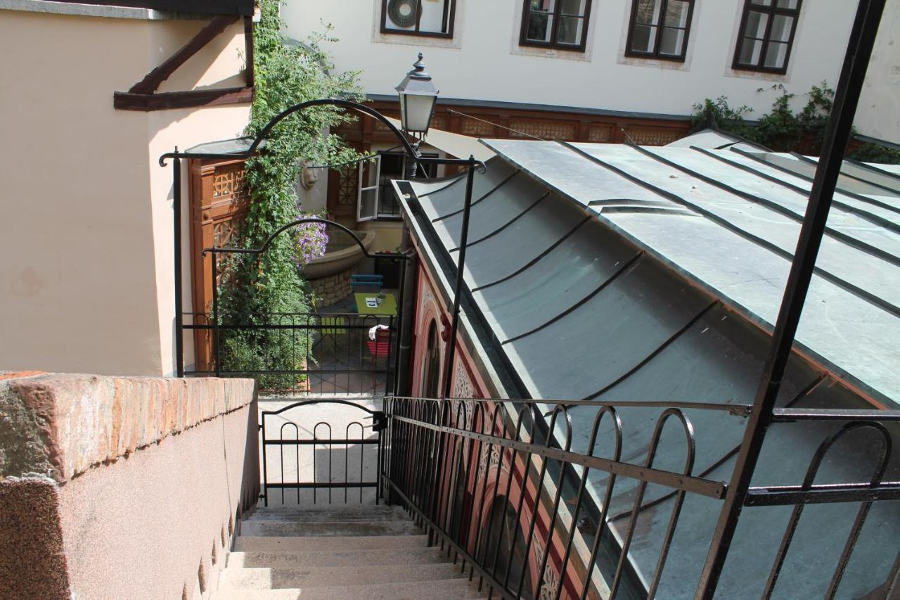 Zwinger Apartman Шопрон Экстерьер фото